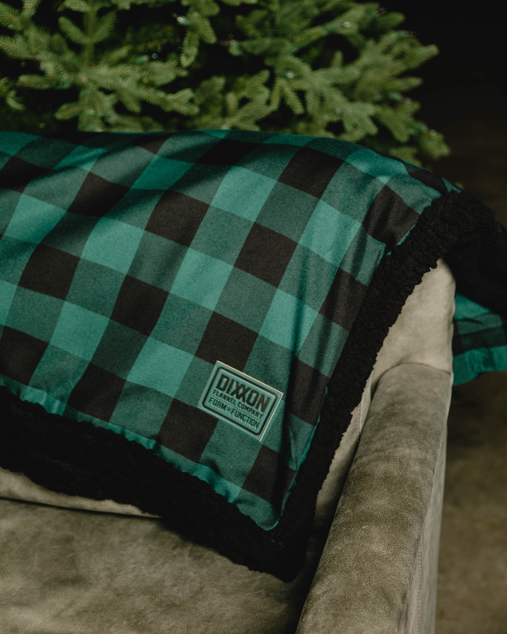 Evergreen Flannel Sherpa Blanket - Dixxon Flannel Co. 