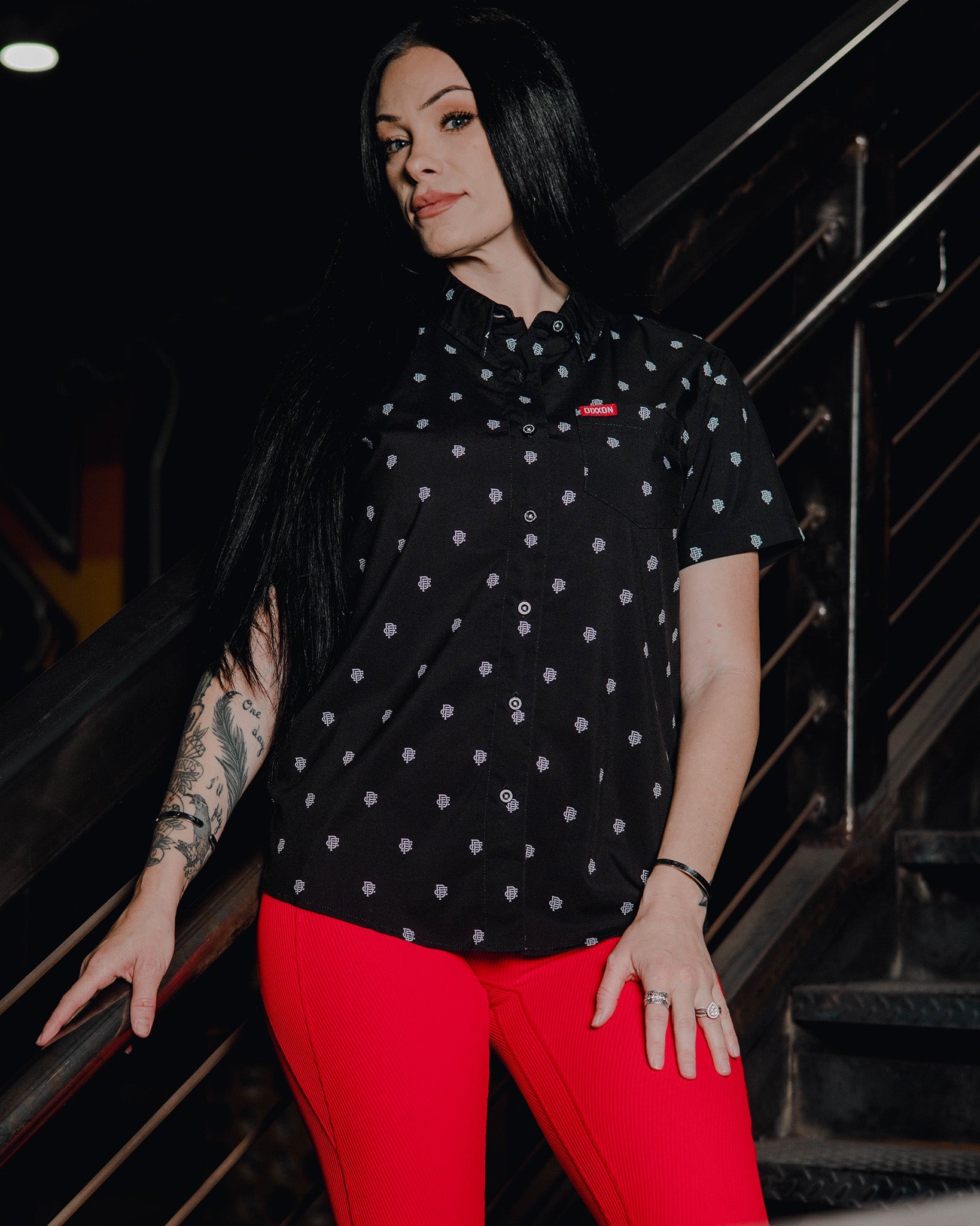 Women's Insignia Short Sleeve - Black & White - Dixxon Flannel Co.