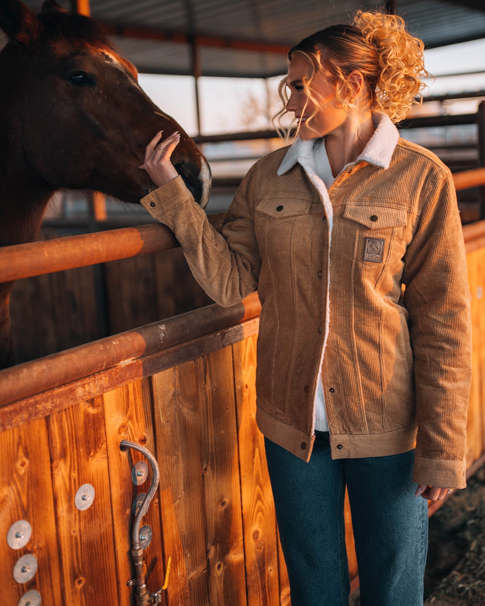 Women's Roper Corduroy Sherpa Lined Jacket